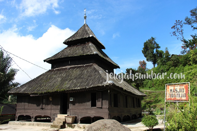 Cagar Budaya Masjid Tuo Kayu Jao