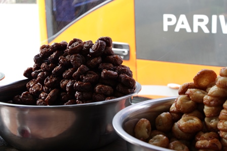 Kue Pinyaram yang bahan dan rasanya sama seperti kue cucur