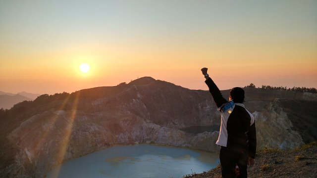 Panorama matahari terbit terbaik yang pernah saya saksikan dalam hidup ini