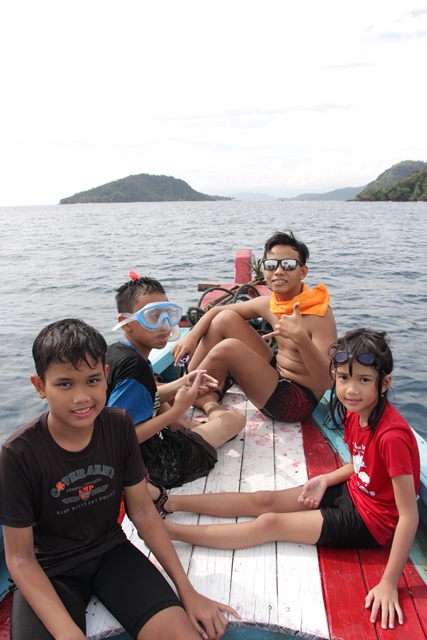 Menuju destinasi selanjutnya Pulau Pasumpahan