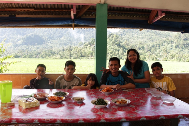 Sarapan dulu di Rumah Makan Pak Malin