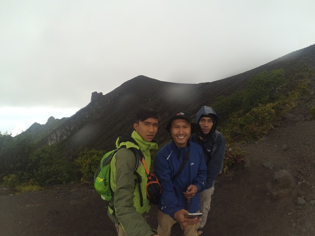 Memulai kembali pendakian menuju Pasar Bubrah