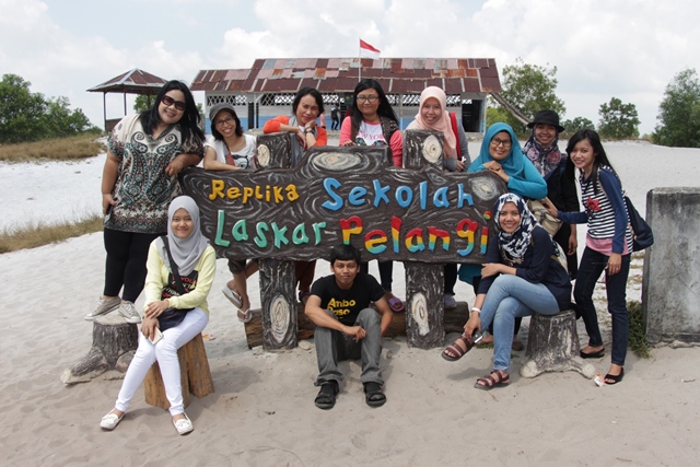 Dulunya tempat ini digunakan sebagai latar syuting film Laskar Pelangi