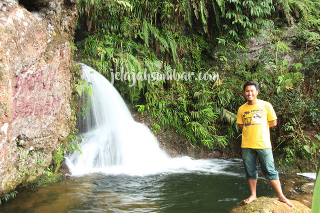 Saya saat berada di puncak Sarasah Aie Luluih