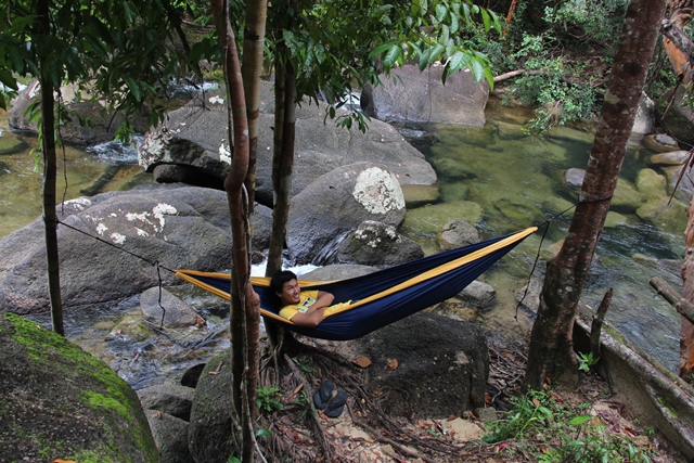 Kalo sudah begini lupa dengan report - report yang harus dikerjain di kantor