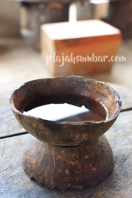 Coba dan rasakan hangatnya seteguk kopi kawa daun yang hanya ada di Batusangkar dan sekitarnya