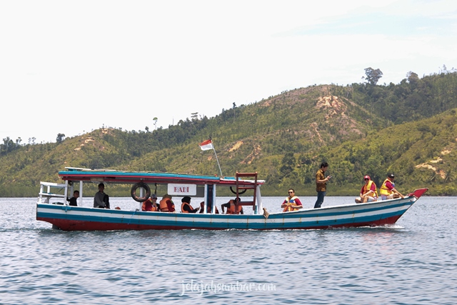 Kapal Wisata Mandeh