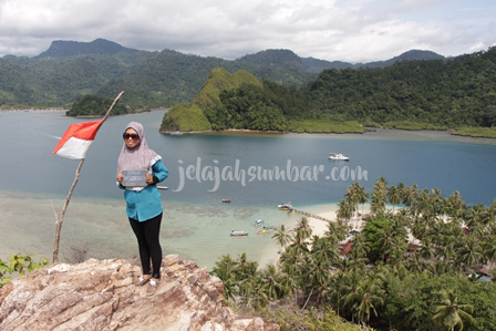 Paket Wisata Pulau Sumbar