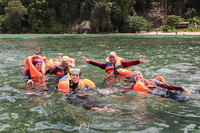 Snorkeling Mandeh