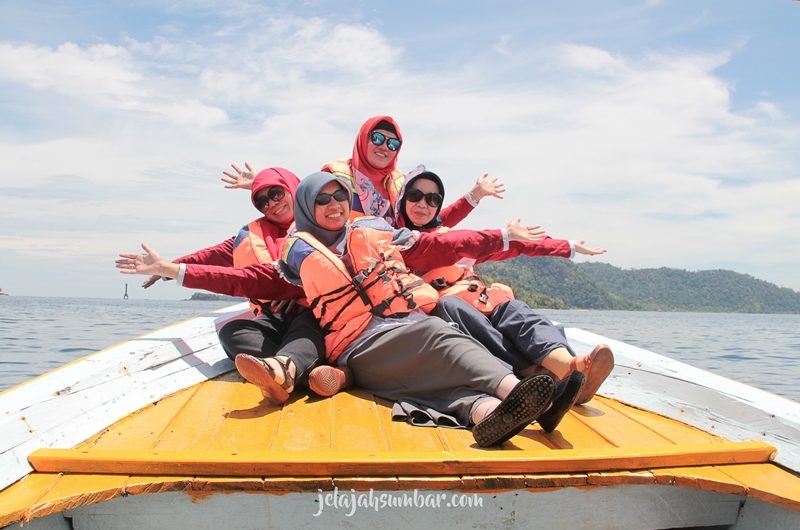 Wisata Pulau Sumbar