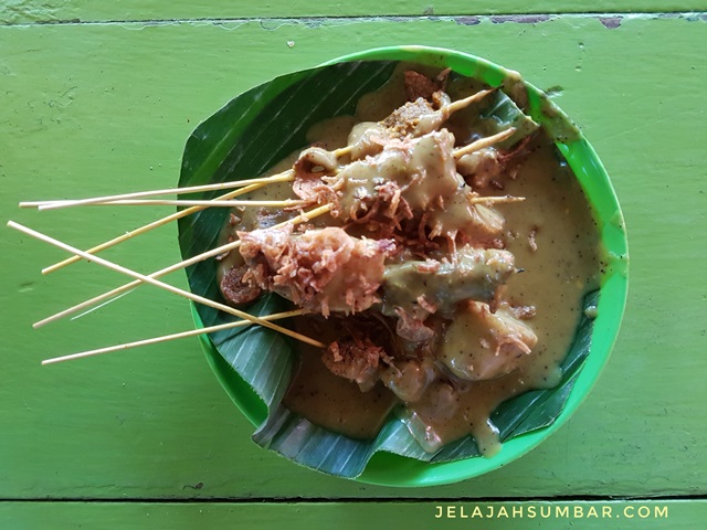 seporsi-sate-padang