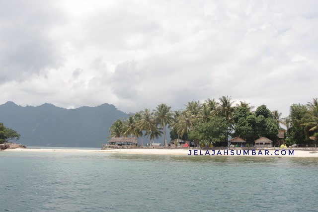 Pulau-pamutusan-sumatera-barat