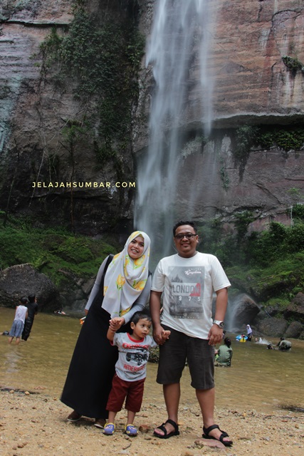 wisata_air_terjun_sarasah_bunta