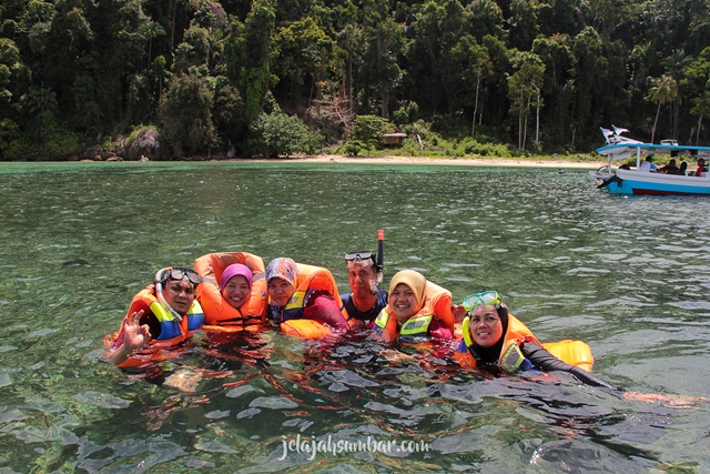 snorkeling di Pulau Mandeh