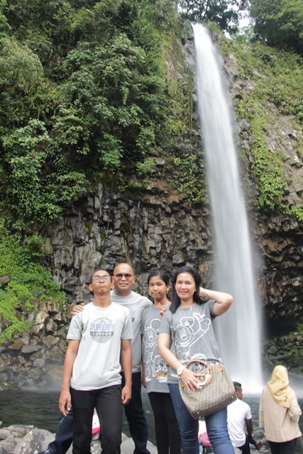 wisata air terjun lembah anai