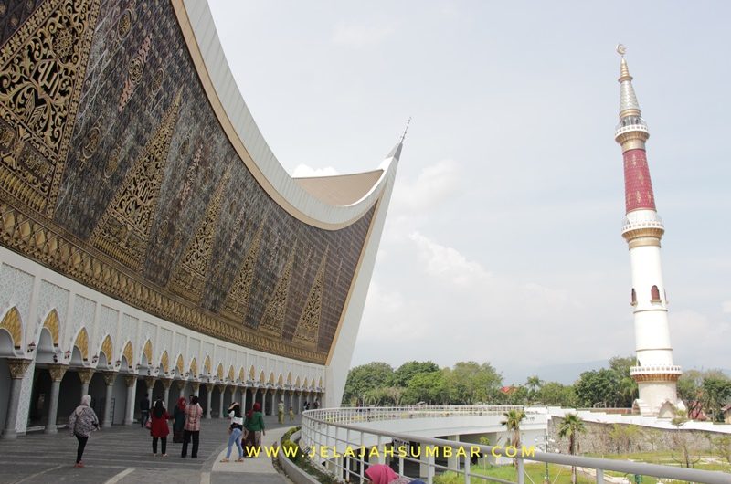 masjid_raya_sumbar