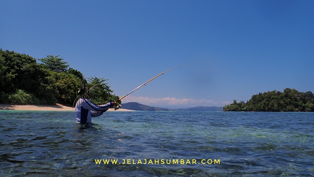 mancing_di_pulau_marak