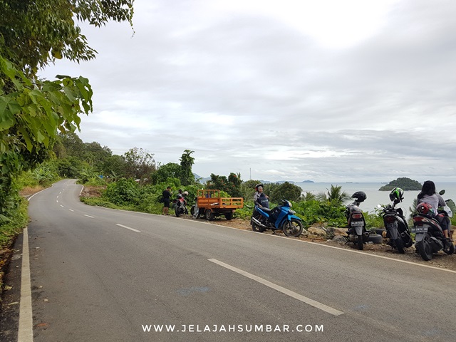 Bertandang Ke Pantai Air Manis Tempat Akhir Kehidupan Malin