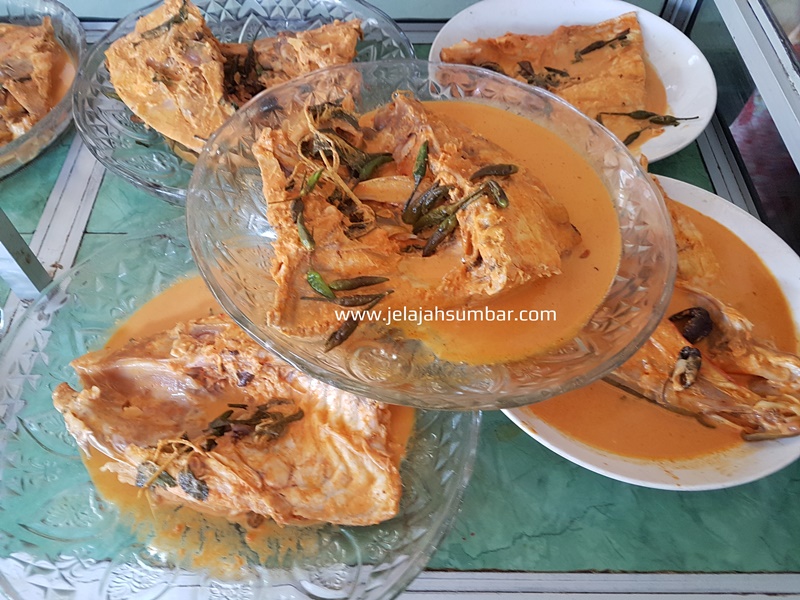 lezatnya_gulai_kepala_ikan