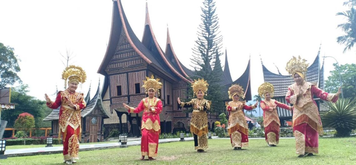 akhir pekan di bukittinggi