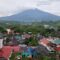 panorama gunung singgalang dari Hotel Novotel Bukittinggi